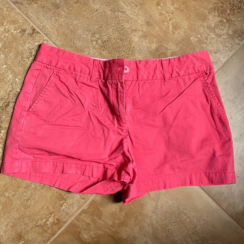 Loft size 6 pink shorts